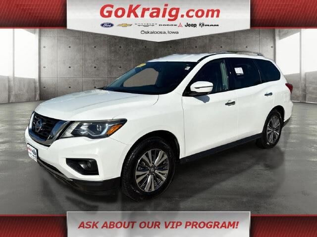 2017 Nissan Pathfinder S
