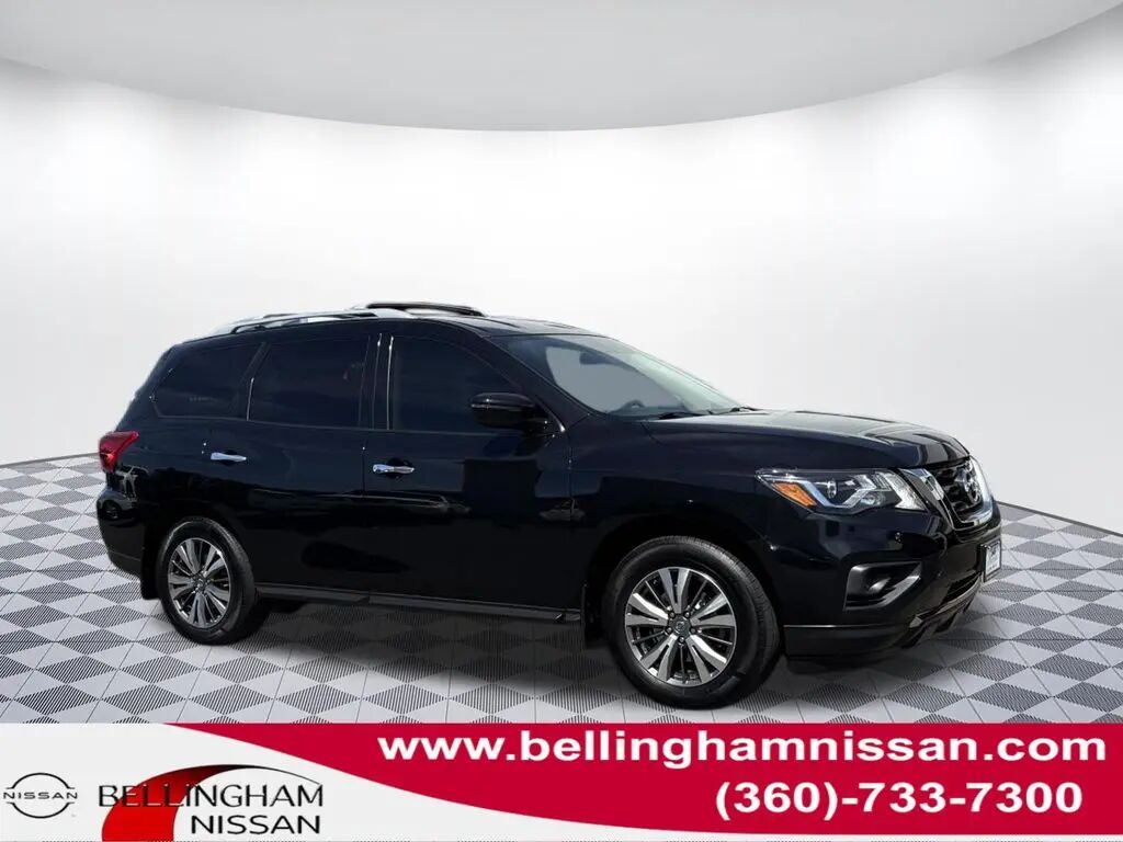 2019 Nissan Pathfinder S — photo 1 of 1
