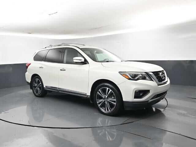 2018 Nissan Pathfinder S — photo 1 of 13