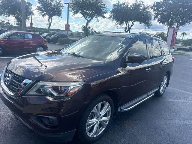 2019 Nissan Pathfinder S