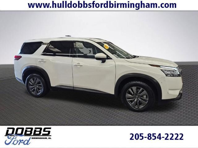 2022 Nissan Pathfinder S