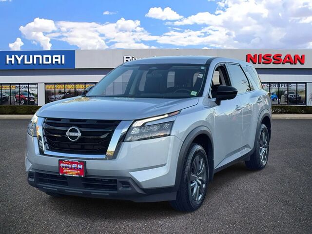 2024 Nissan Pathfinder S