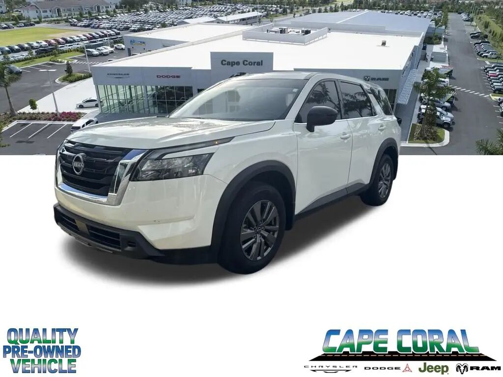 2025 Nissan Pathfinder S