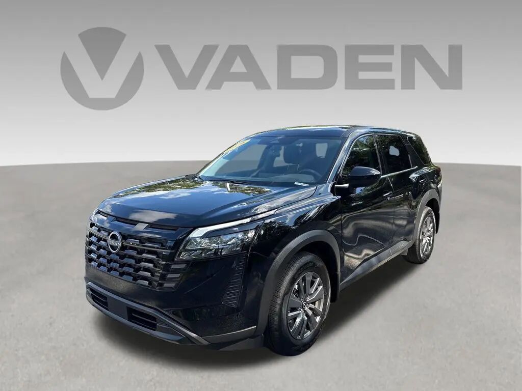 2026 Nissan Pathfinder S