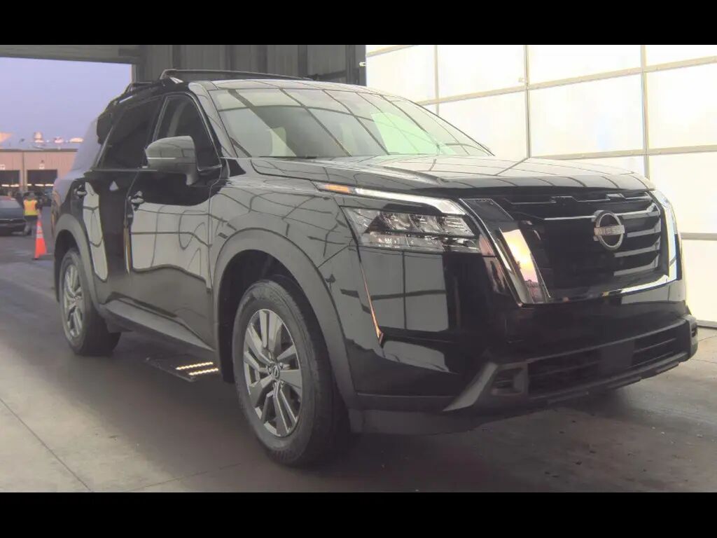2025 Nissan Pathfinder SV — photo 1 of 6