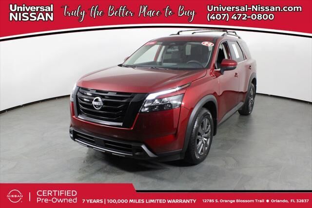 2024 Nissan Pathfinder SV