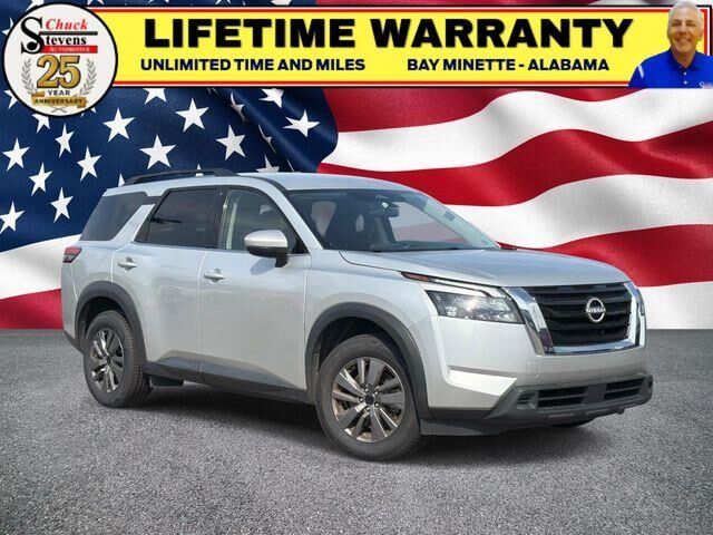 2024 Nissan Pathfinder SV — photo 1 of 9