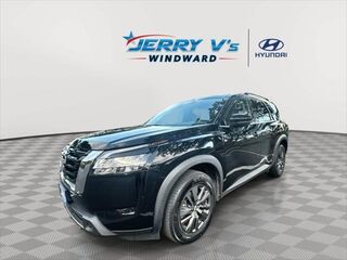 2022 Nissan Pathfinder SV