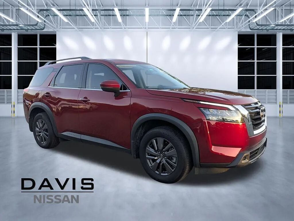 2024 Nissan Pathfinder SV — photo 1 of 13