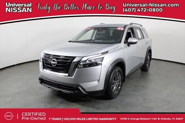 2024 Nissan Pathfinder SV