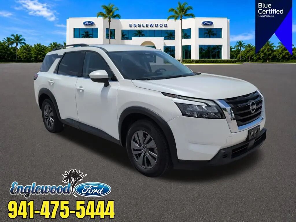 2024 Nissan Pathfinder SV — photo 1 of 13