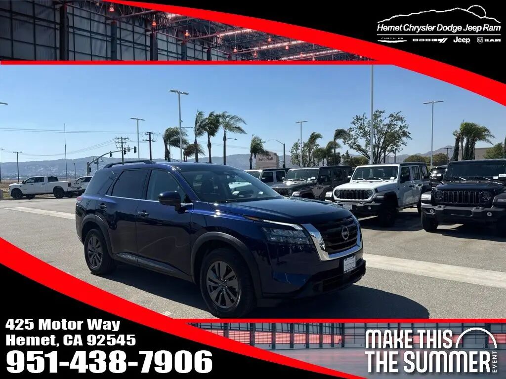 2024 Nissan Pathfinder SV — photo 1 of 13