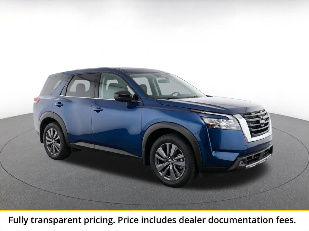 2025 Nissan Pathfinder SV — photo 1 of 1