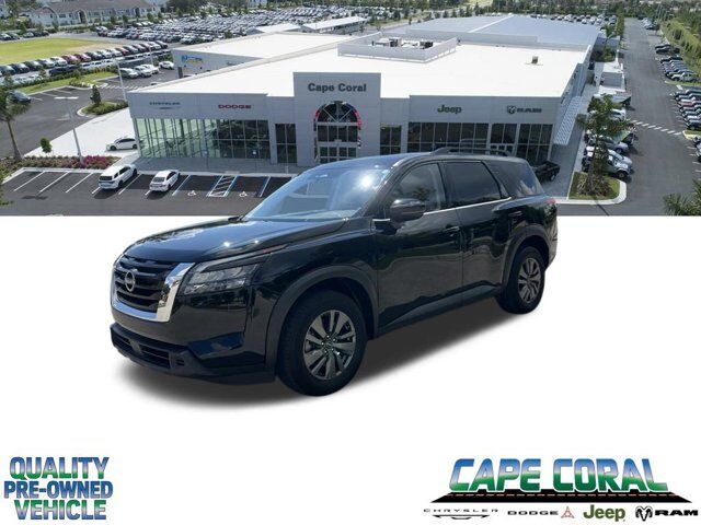 2025 Nissan Pathfinder SV — photo 1 of 1
