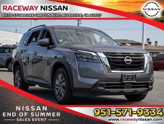 2025 Nissan Pathfinder SV