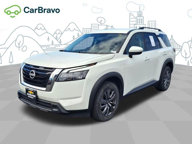 2024 Nissan Pathfinder SV