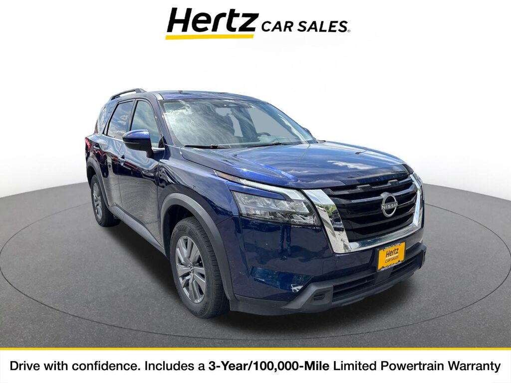 2025 Nissan Pathfinder SV — photo 1 of 11