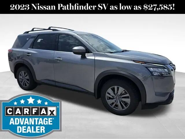 2023 Nissan Pathfinder SV