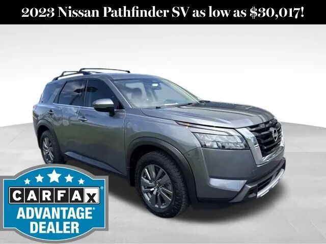 2023 Nissan Pathfinder SV