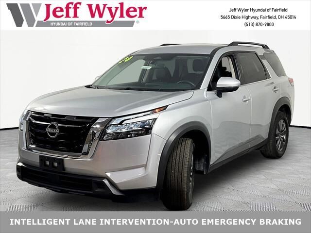 2024 Nissan Pathfinder SV — photo 1 of 8
