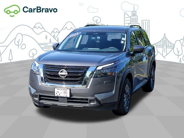 2025 Nissan Pathfinder SV