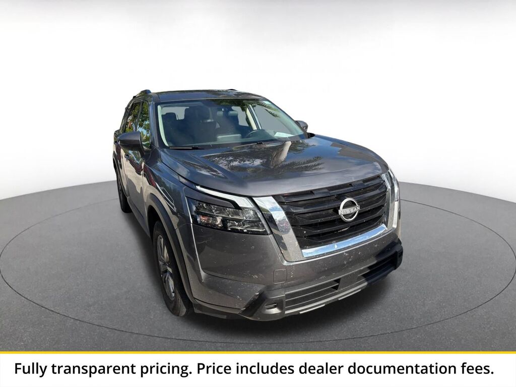 2025 Nissan Pathfinder SV — photo 1 of 22