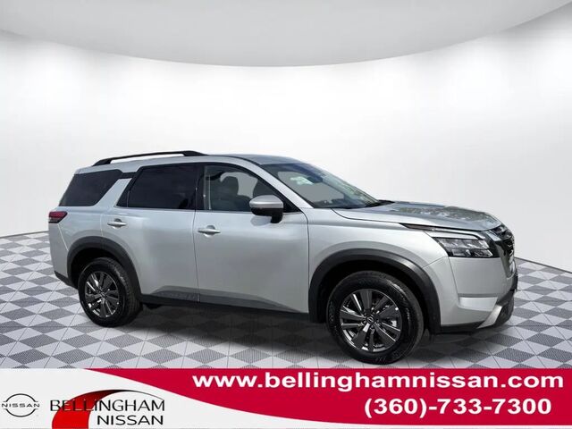 2025 Nissan Pathfinder SV