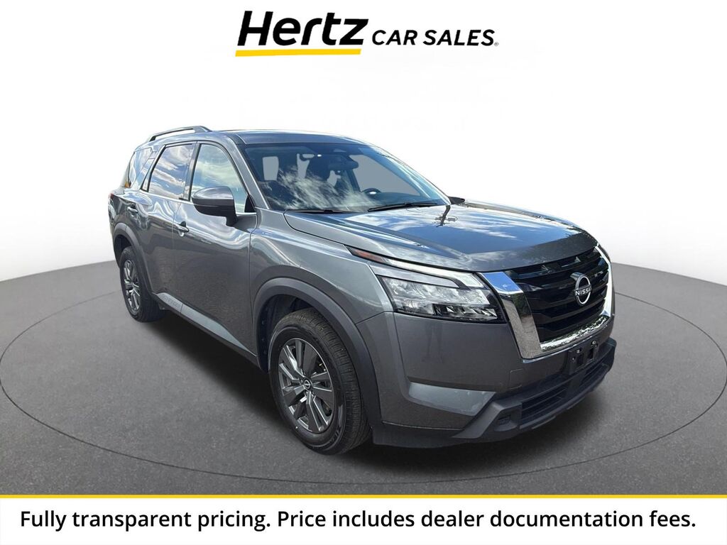 2025 Nissan Pathfinder SV — photo 1 of 11