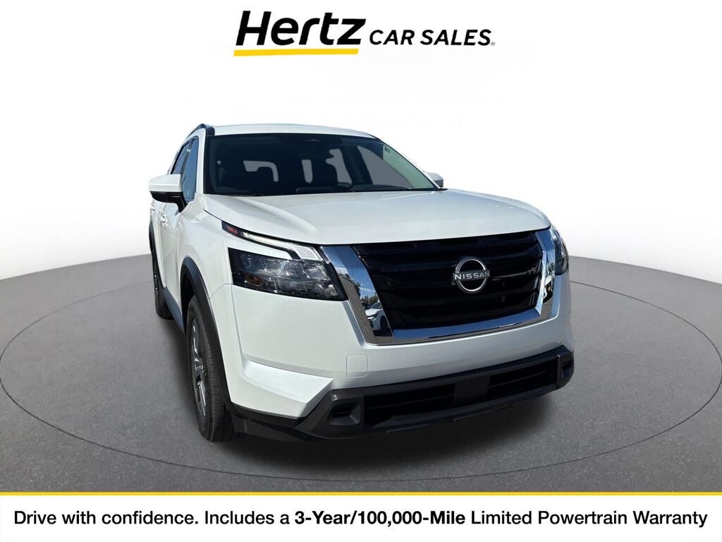 2025 Nissan Pathfinder SV — photo 1 of 11