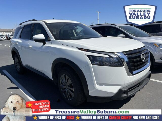 2025 Nissan Pathfinder SV