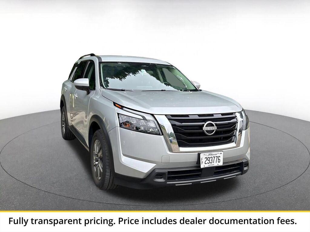 2025 Nissan Pathfinder SV — photo 1 of 1