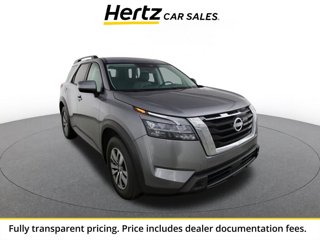 2025 Nissan Pathfinder SV — photo 1 of 13
