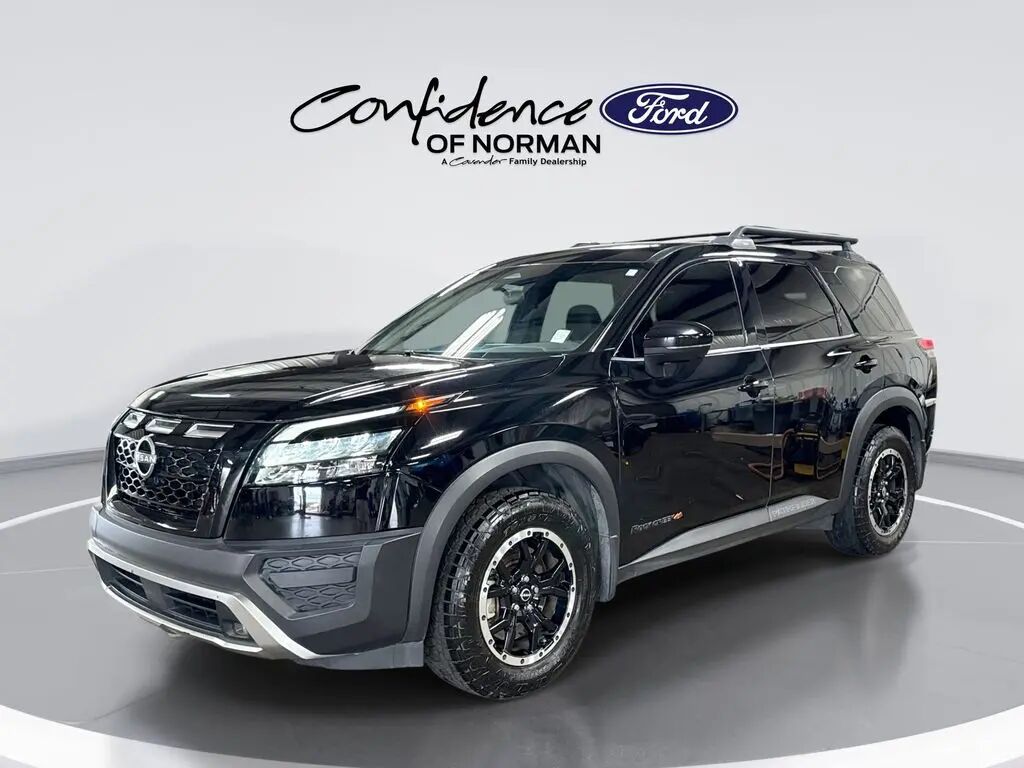 2023 Nissan Pathfinder Rock Creek — photo 1 of 13