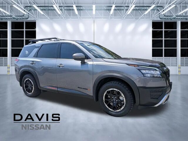 2025 Nissan Pathfinder Rock Creek