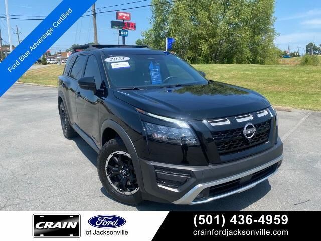 2025 Nissan Pathfinder Rock Creek — photo 1 of 13