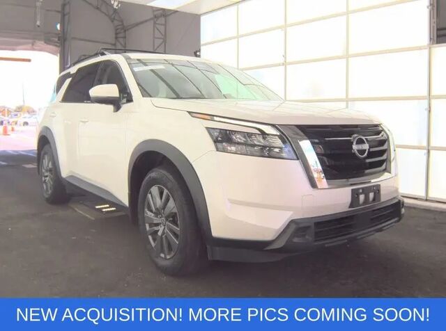 2024 Nissan Pathfinder SV — photo 1 of 6