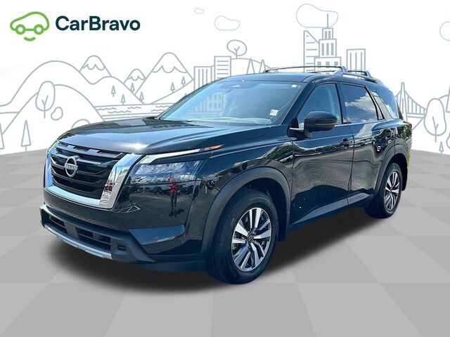 2025 Nissan Pathfinder SL