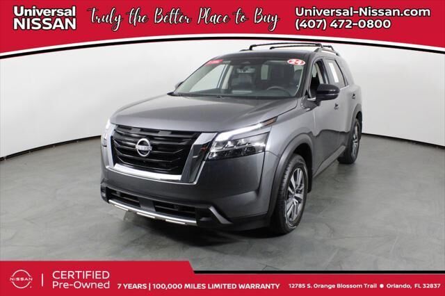 2024 Nissan Pathfinder SL