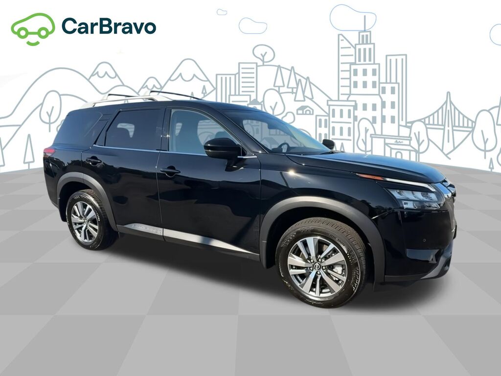 2025 Nissan Pathfinder SL — photo 1 of 7