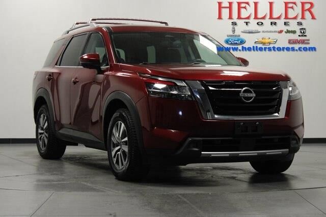 2022 Nissan Pathfinder SL
