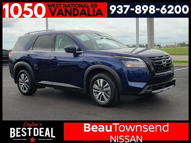 2025 Nissan Pathfinder SL