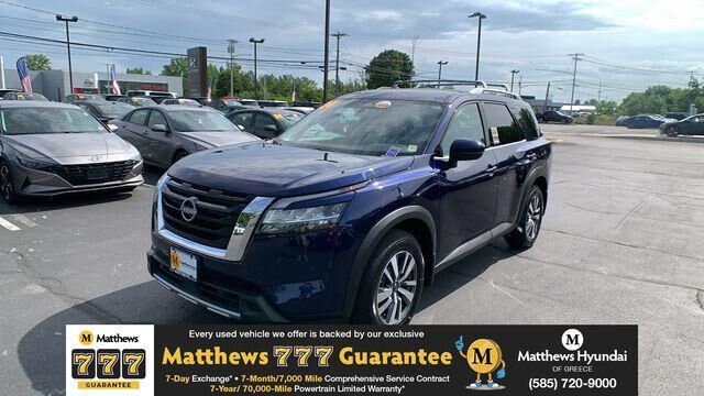2024 Nissan Pathfinder SL