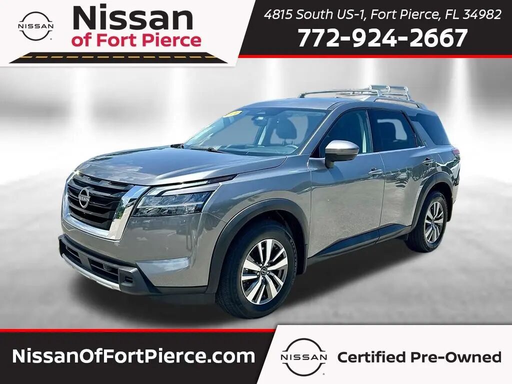 2024 Nissan Pathfinder SL