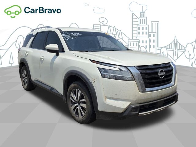 2022 Nissan Pathfinder SL 4WD