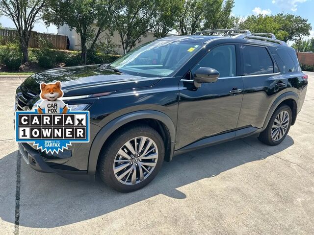 2024 Nissan Pathfinder SL