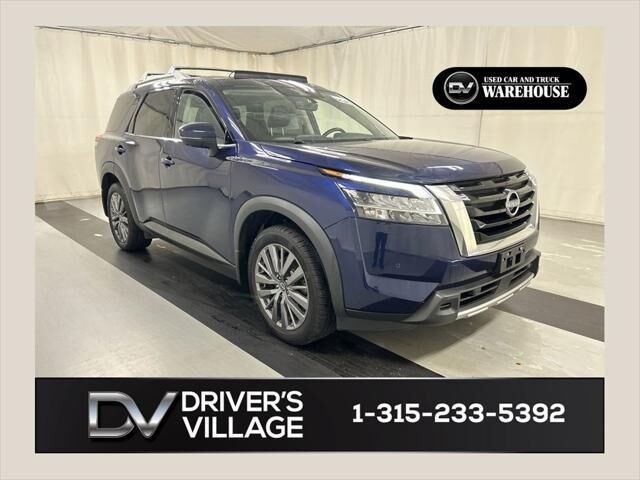 2023 Nissan Pathfinder SL