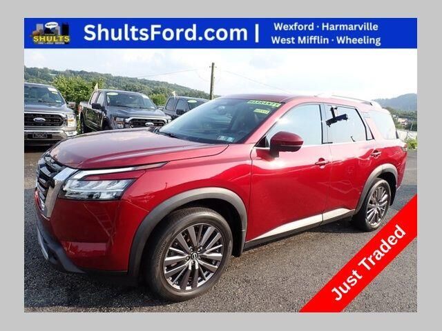 2023 Nissan Pathfinder SL