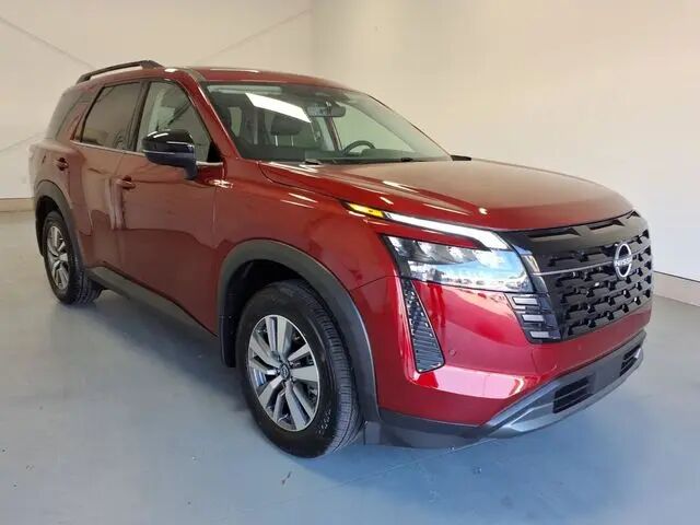 2026 Nissan Pathfinder SL — photo 1 of 13
