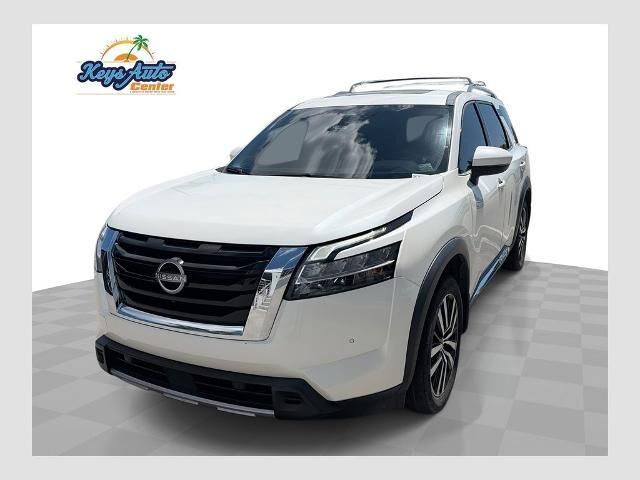 2024 Nissan Pathfinder Platinum