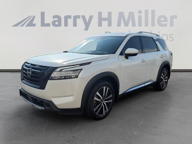 2024 Nissan Pathfinder Platinum